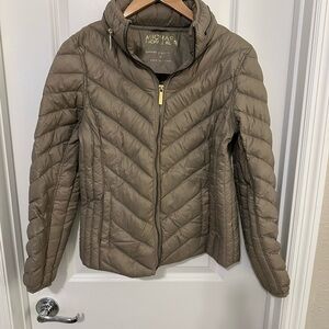 MICHAEL Michael Kors Tan Quilted Puffer Jacket with Gold Zipper